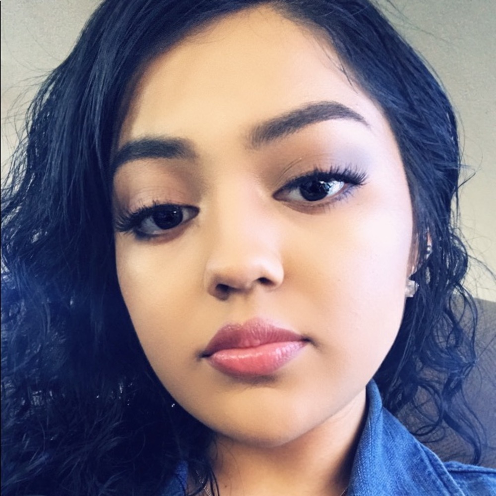 Meet your Posher, Jocelyn